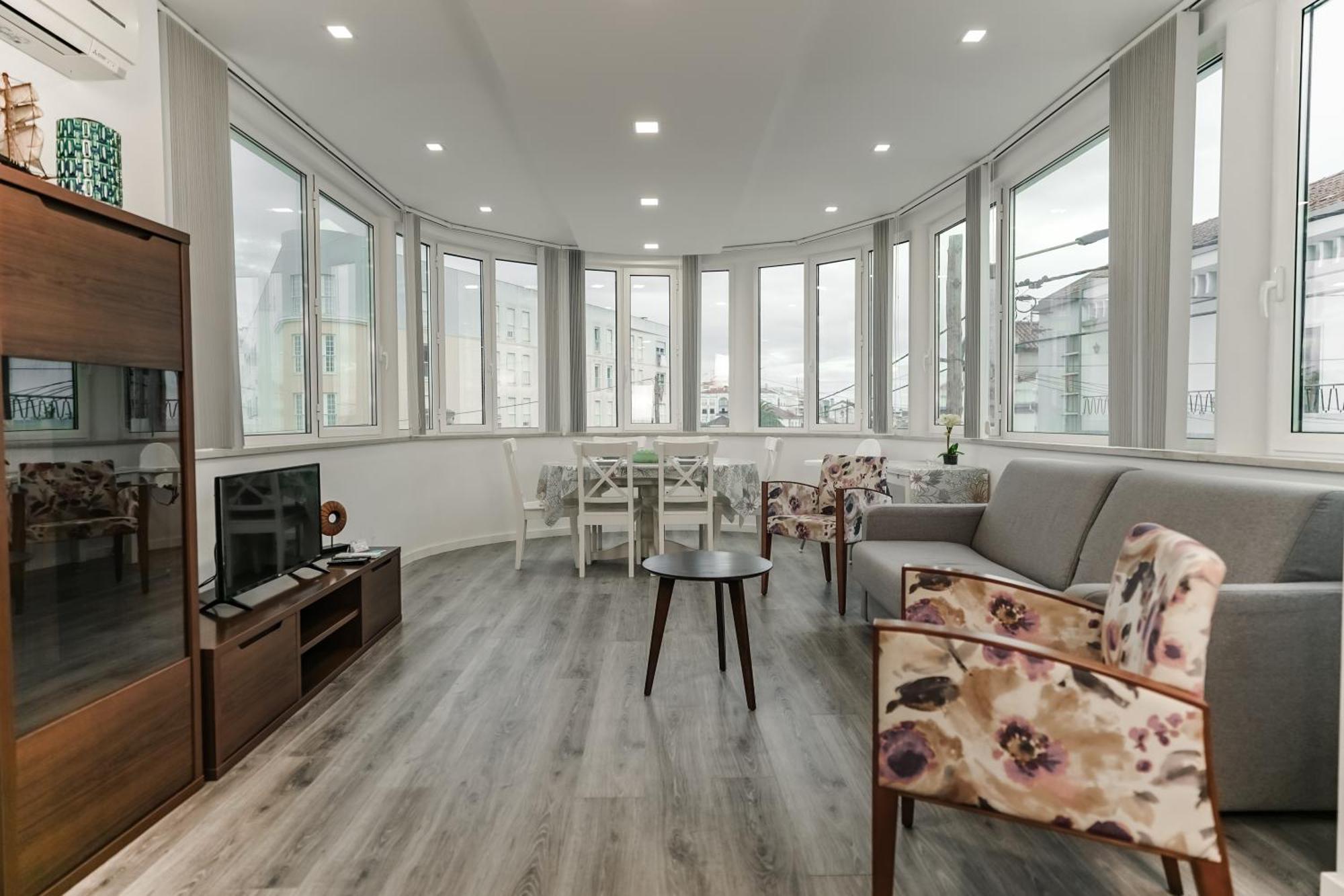 Casa Dos Terracos Apartamentos サン・マルティーニョ・ド・ポルト エクステリア 写真