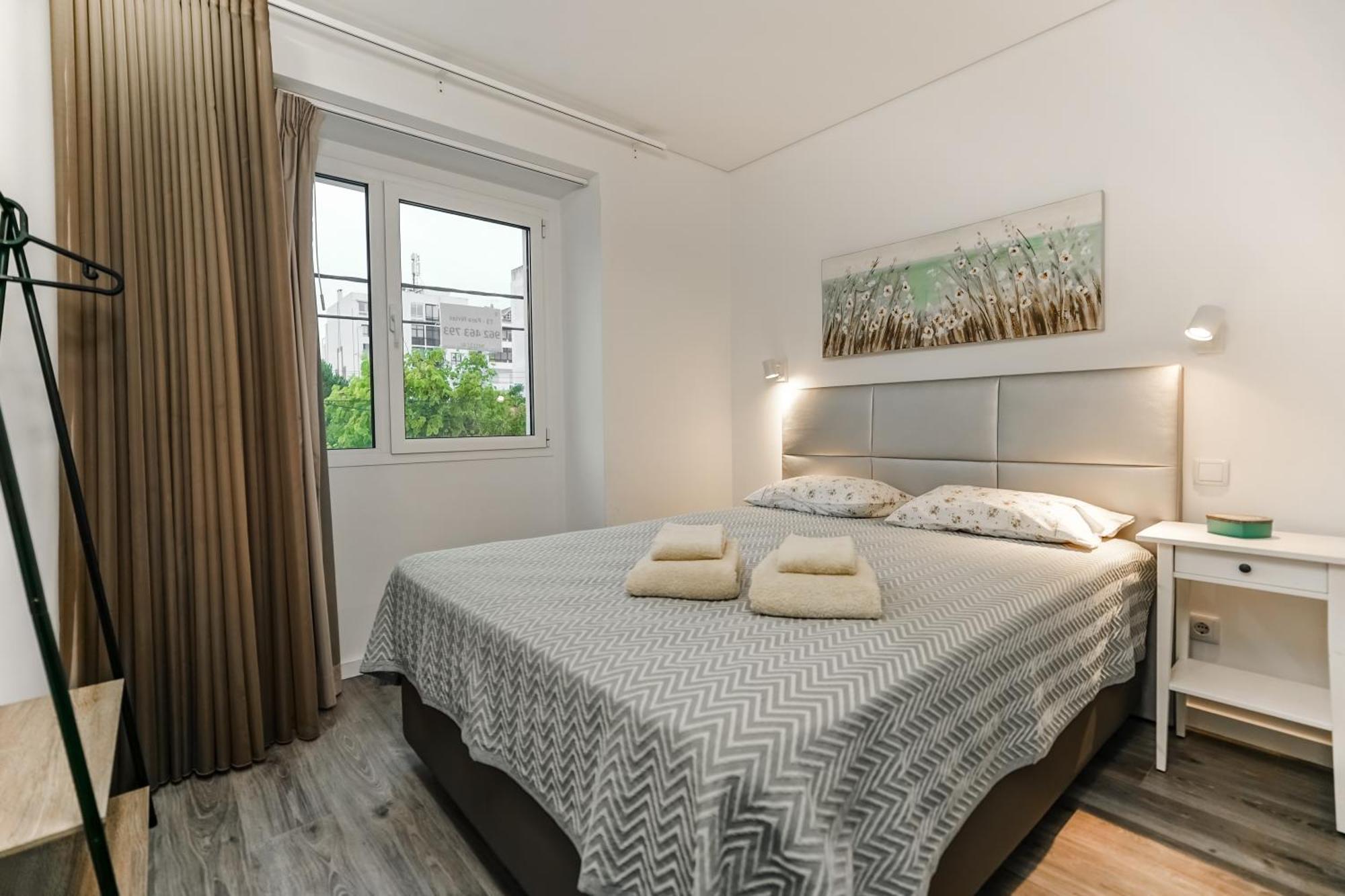 Casa Dos Terracos Apartamentos サン・マルティーニョ・ド・ポルト エクステリア 写真